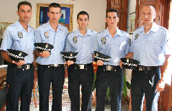 Policía