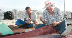 Pescadores trabajando